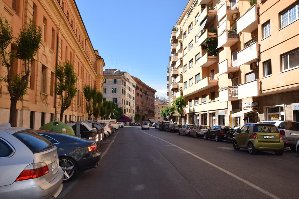 Appartement La Voce Del Papa à Rome Extérieur photo